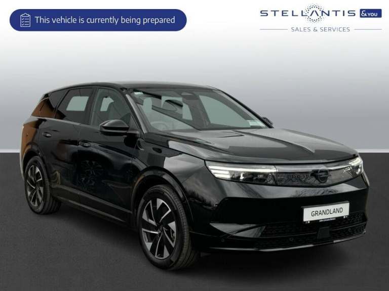 2025 Vauxhall Grandland 157kW Ultimate 73kWh 5dr Auto [Panoramic Roof] HATCHBACK ELECTRIC Automatic