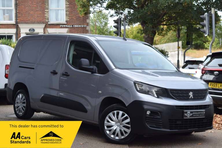 2019 Peugeot Partner 1.6 Partner Professional L2 Blue HDi Panel Van Diesel Manual