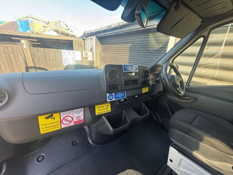 2021 Mercedes-Benz Sprinter 55kWh eSprinter Progressive Panel Van 5dr Electric Panel Van Electric...