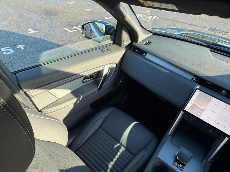 2025 Land Rover Discovery Sport 2.0 D200 Dynamic SE 5dr Auto [7 Seat] ESTATE DIESEL Automatic