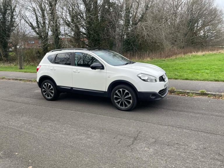 2013 Nissan Qashqai 1.6 dCi 360 5dr [Start Stop] HATCHBACK Diesel Manual