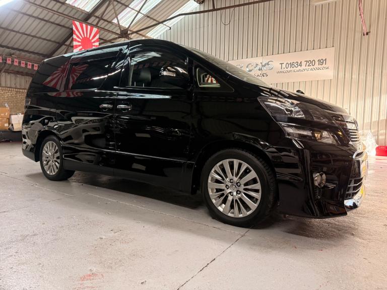 Toyota Vellfire 2.4 Golden Eyes Edition, Facelift Model, 2013-13-Reg, ULEZ Free 