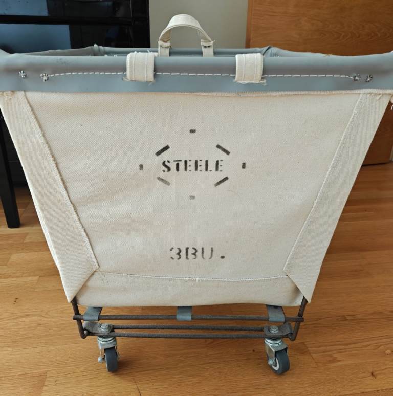 Wheeled trolley basket 60*35*45cm