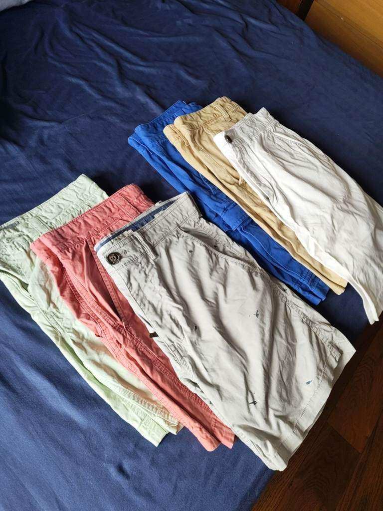 6 pairs of w 30 chinos