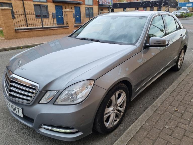 2013 Mercedes-Benz E Class E300 BlueTEC Hybrid 4dr Auto SALOON Diesel/Electric Hybrid Automatic