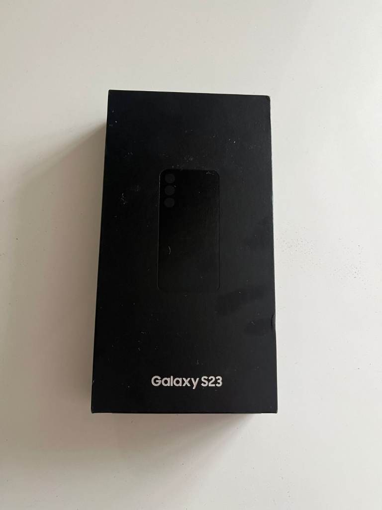 Samsung Galaxy S23 5g 128gb £220 unlocked with warranty