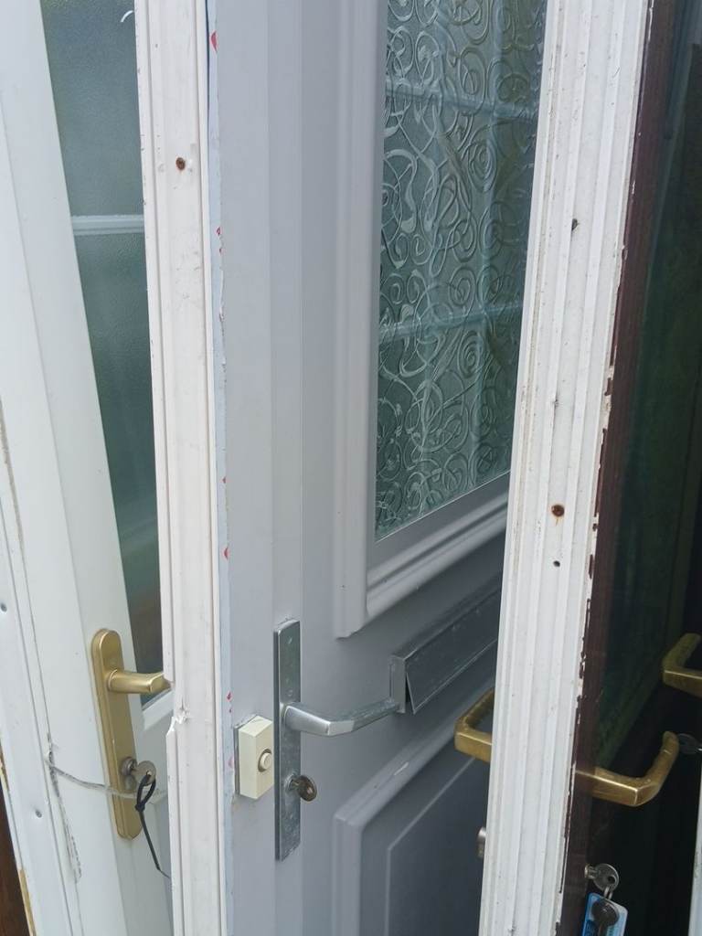Doors  and windows  second-hand in exelent condition 