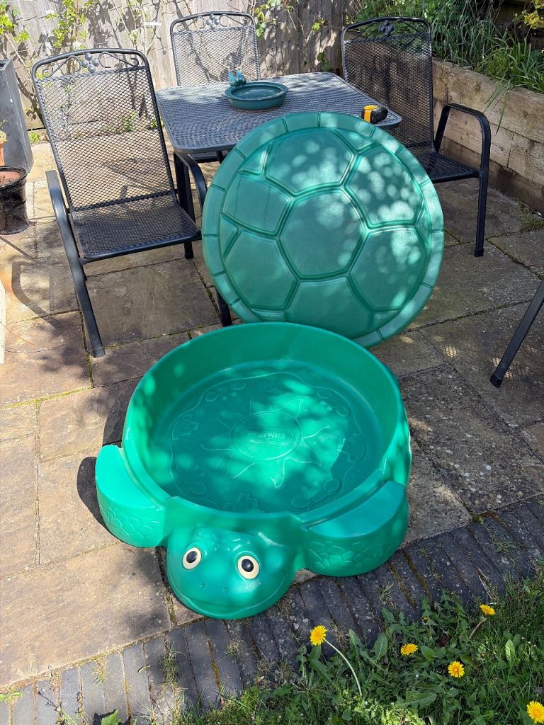 Little Tikes Sand pit 