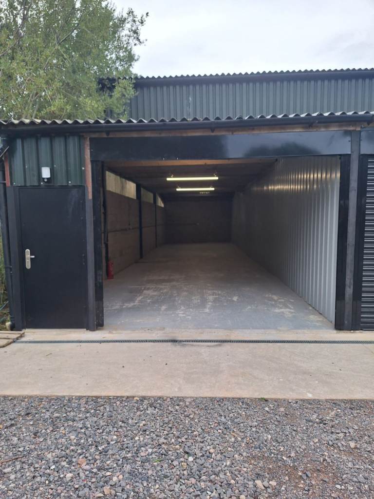 Storage Waltham chase 