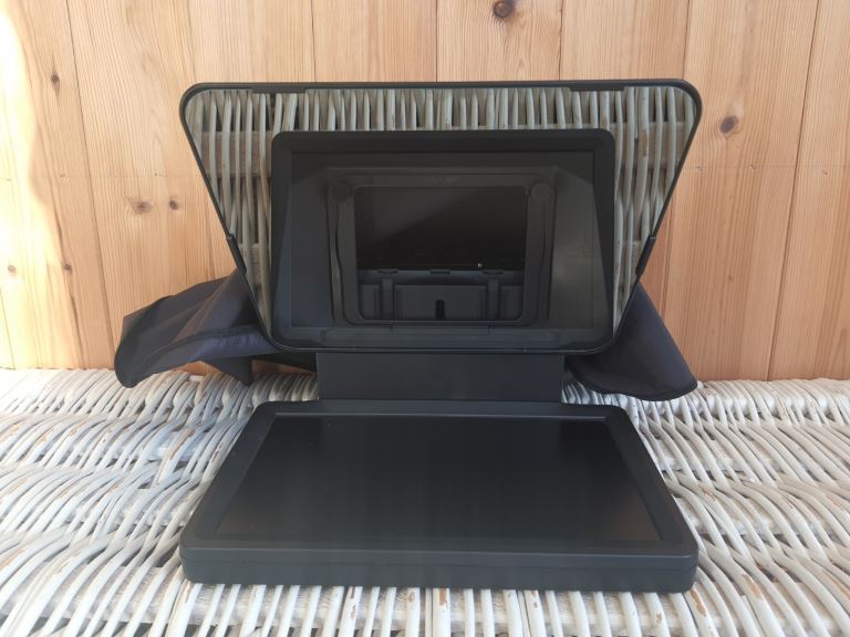 Elgato Prompter all in one teleprompter
