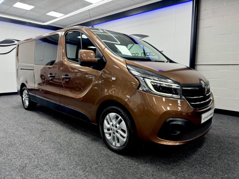 2020 Renault Trafic 2.0 dCi ENERGY 30 Sport Nav Crew Van LWB Euro 6 (s/s) 6dr WINDOW VAN Diesel M...