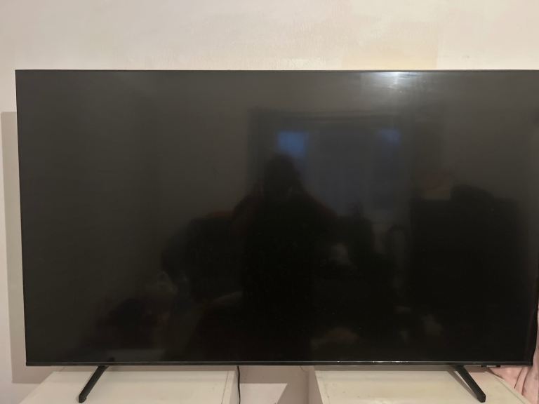 samsung 55” Large Black Flat Screen TV – Good Condition