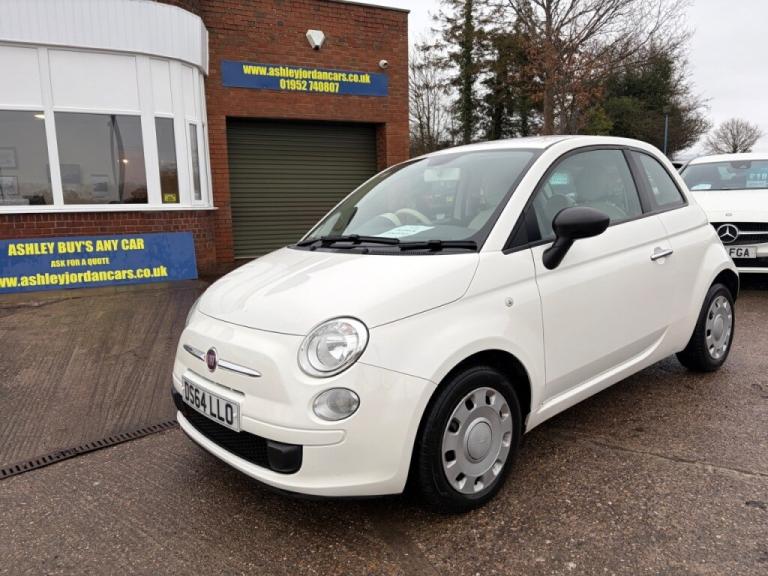  Fiat 500 1.2 Pop 3dr 8 SERVICE STAMPS Petrol