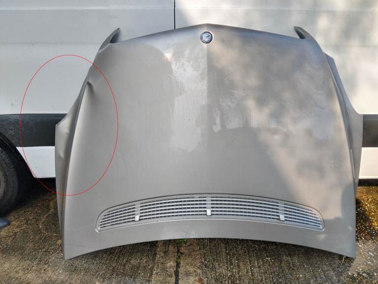 Mercedes R Class - Bonnet