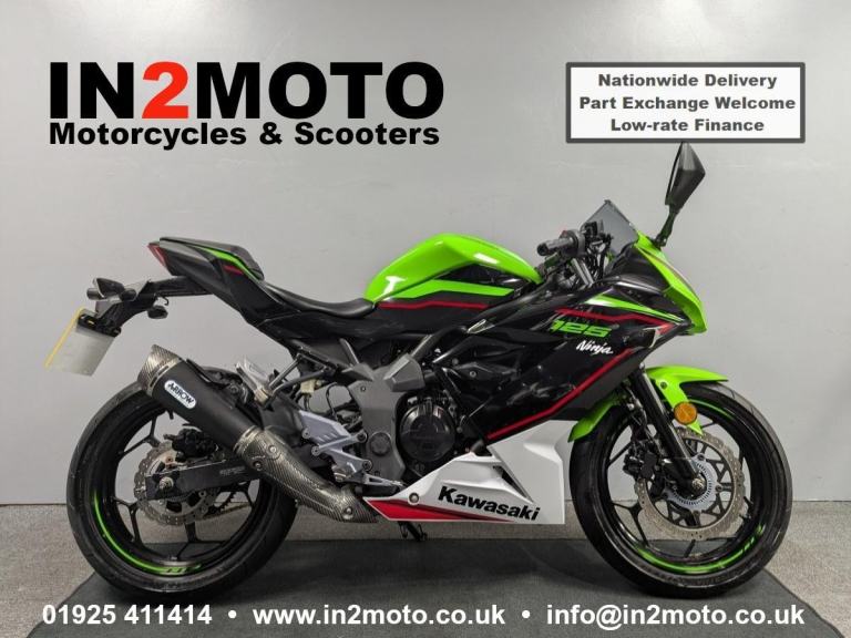 2021 (21) Kawasaki Ninja 125 in Green