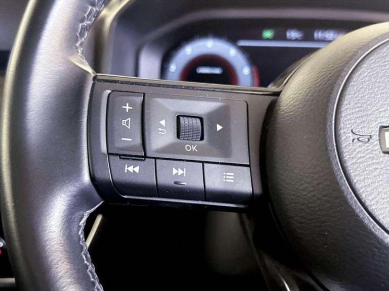 2022 Nissan Qashqai 1.3 DIG-T MHEV N-Connecta Euro 6 (s/s) 5dr Manual SUV Hybrid Manual