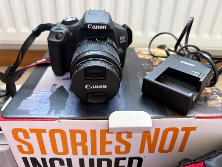 Canon EOS 2000D Digital Camera Travel Kit Including Zoom Lens & Bag Never Used 