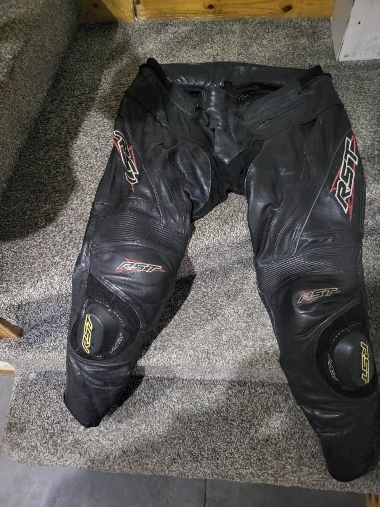 Rst motorcycle trousers size42 legs 30 very good condion