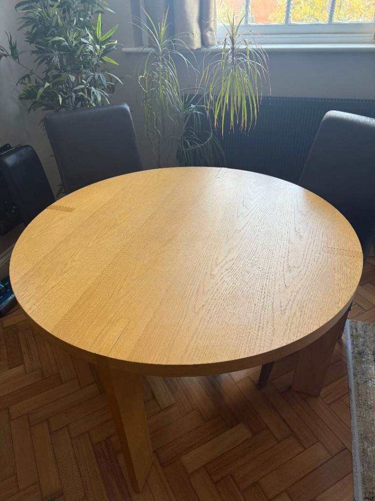 Round Dining Table