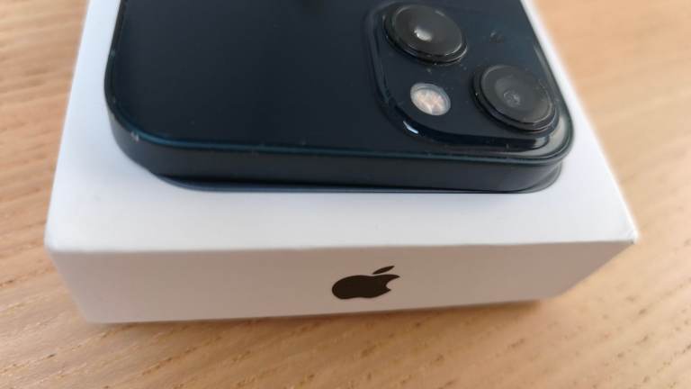 Apple iPhone 13 Black 128gb – Good Condition, 87% Battery Health