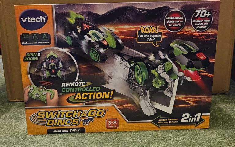 Vtech switch and go dino the riot trex