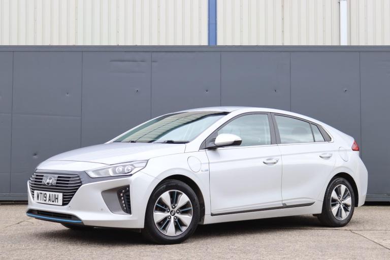 2019 Hyundai IONIQ 1.6 h-GDi 8.9kWh Premium SE DCT Euro 6 (s/s) 5dr HATCHBACK Petrol/Electric Hyb...