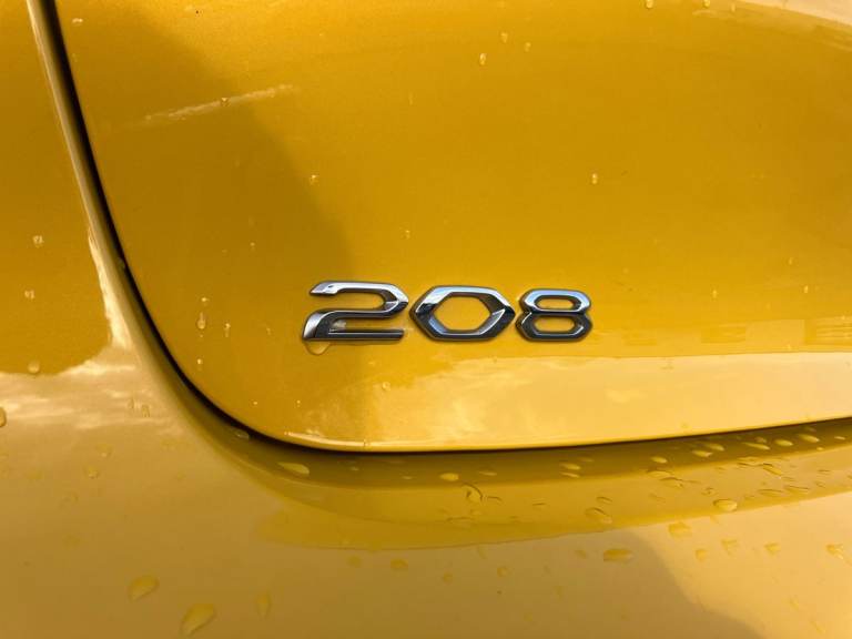 2023 Peugeot 208 1.2 PureTech 100 GT 5dr Hatchback PETROL Manual