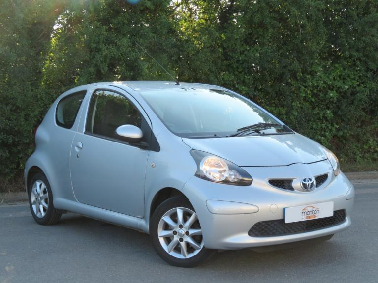 TOYOTA AYGO 1.0 VVT-i Platinum Silver Automatic Petrol 2008 30k