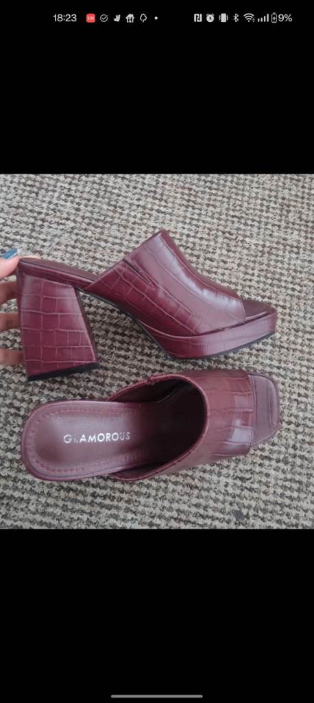 Glamorous Red Croc Block Heel Mules – size 3