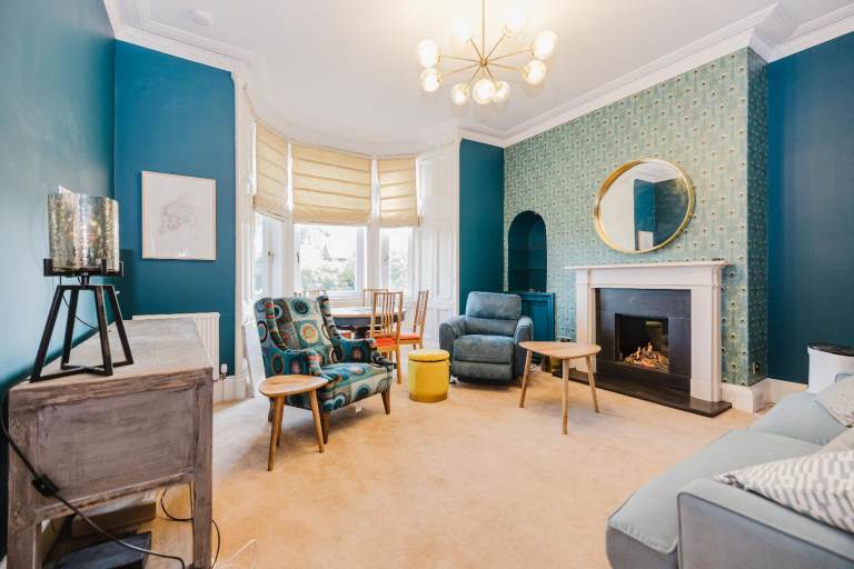 Incredible, 3 bedroom, ground floor flat in Greenbank, with private gardens – available soon