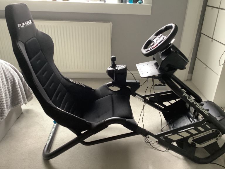 Playseat Evolution Racing Seat with Logitech G29 Wheel and Pedals