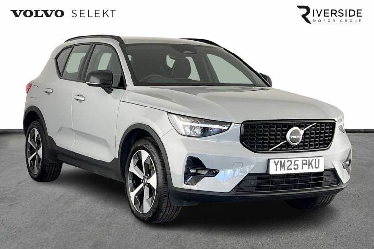 2025 Volvo XC40 B3 Plus, Mild hybrid, Petrol, Dark Estate Petrol Automatic