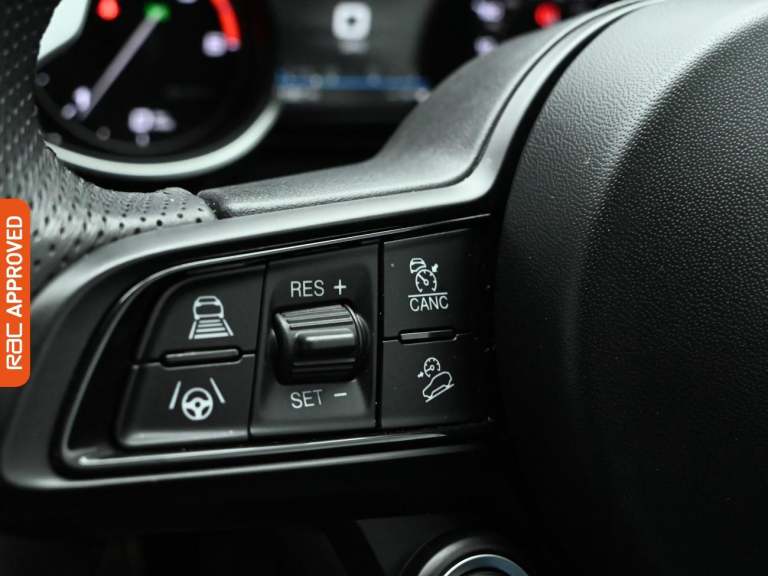 2021 Alfa Romeo Stelvio 2.2 TD Sprint SUV 5dr Diesel Auto Q4 AWD Euro 6 (s/s) (190 ps) SUV DIESEL...