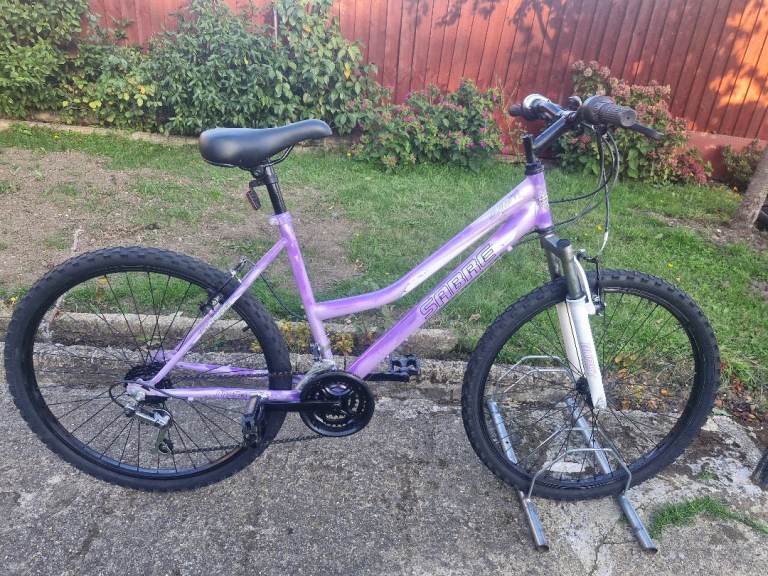  GIRLS LADIES WOMES ADULTS SABRE 26 INCH WHEELS 18 INCH FRAME 18 SPEED BIKE BICYCLE