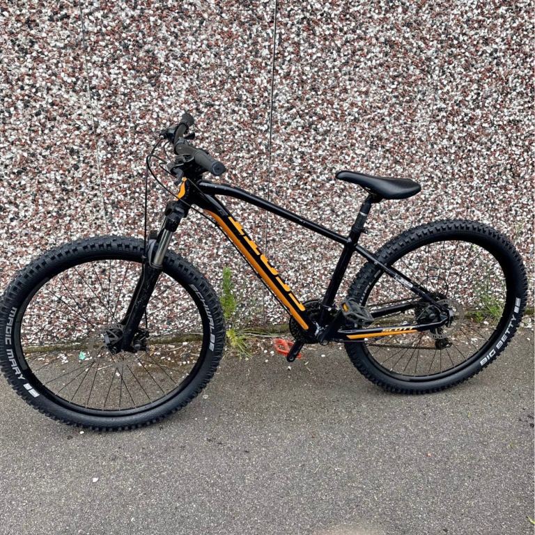 Scott Aspect Mountain Bike – 16” Frame – 27.5” Wheels – Upgraded Schwalbe Tyres