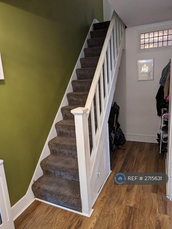 3 bedroom house in St Albans Avenue, London, E6 (3 bed) (#2715631)