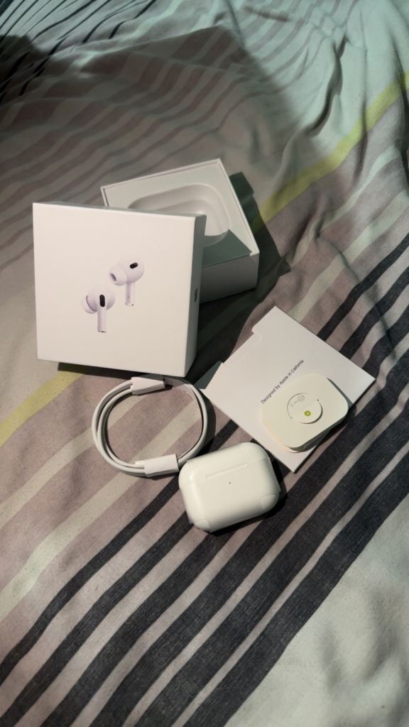 Apple AirPods Pro (2nd Gen) – Never used With Box and Cable (They was only opened to take pictures)