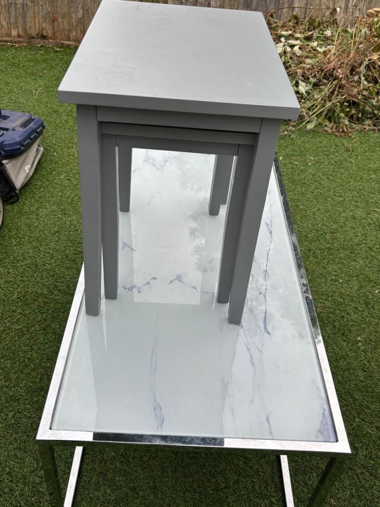 Glass marble design tea table/silver