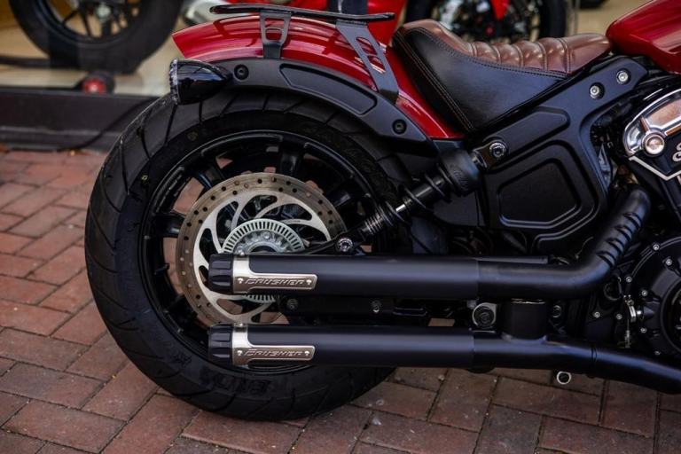 Indian Scout BOBBER ! LOW MILES ! EXTRAS ! STUNNING