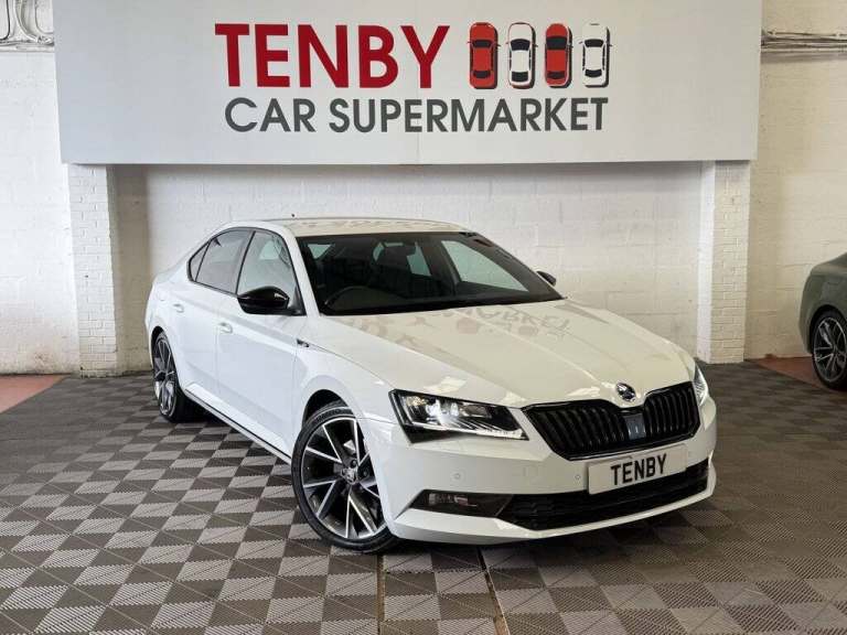 2018 Skoda Superb 2.0 TDI SportLine Hatchback 5dr Diesel DSG Euro 6 (s/s) (150 ps) Hatchback Dies...
