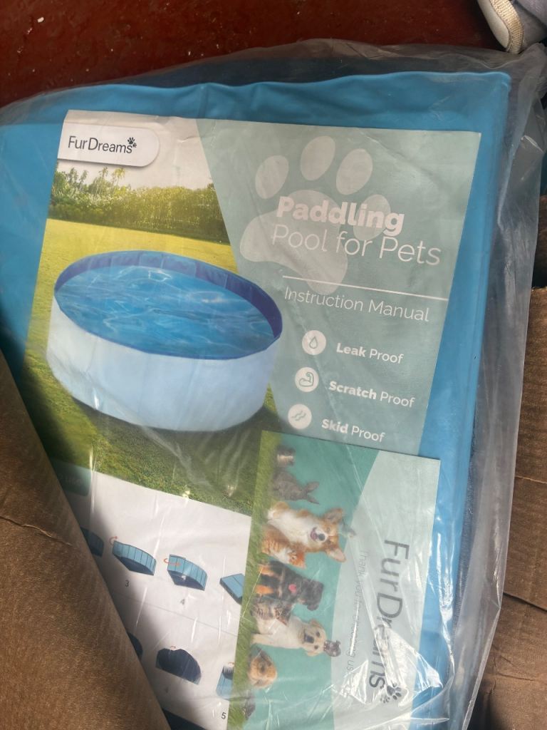 Paddling pool for pets