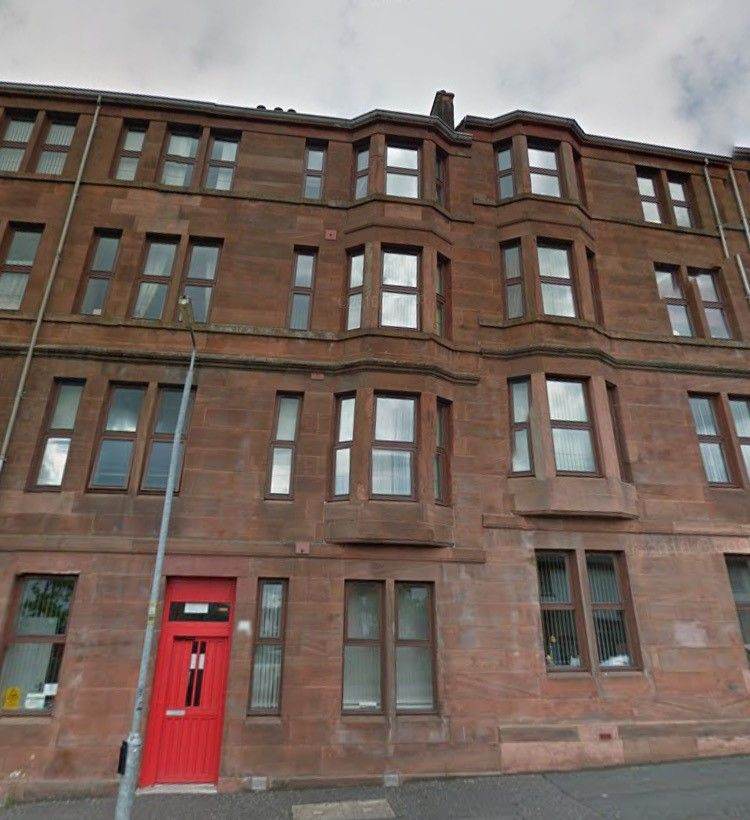 Sheltered Over 60s Flat in Springburn with Lift - 1 Bedroom Property
