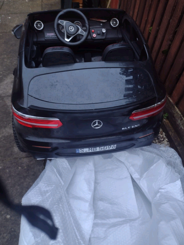 MERCEDES GLC KIDS RIDE ON ELECTRIC TOY CAR BLACK JEEP 