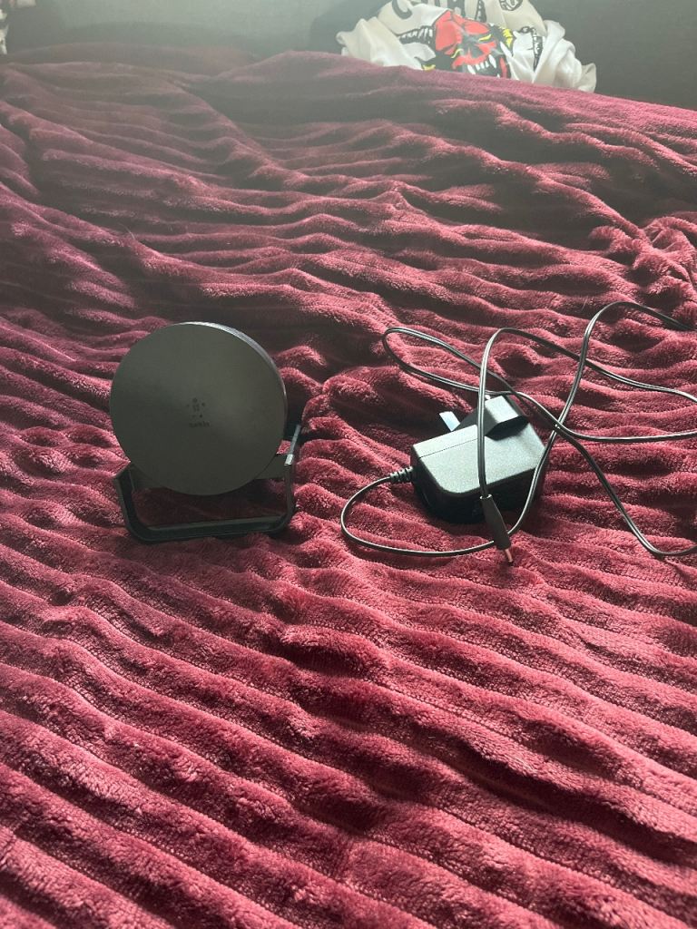 Belkin wireless charger and bluetooth speaker