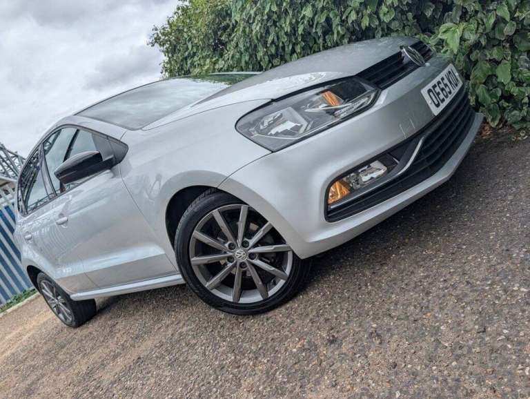 2015 65 VOLKSWAGEN POLO 1.2 TSI BLUEMOTION TECH SE DESIGN HATCHBACK 5DR PETROL M