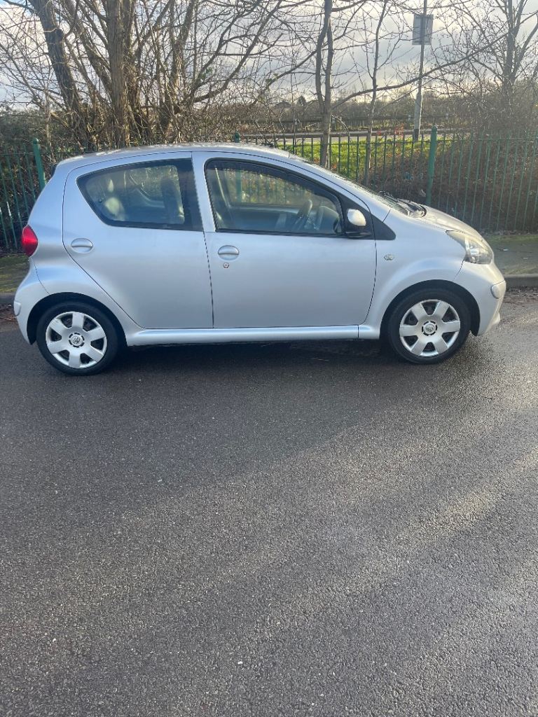 Toyota, AYGO, Hatchback, 2008, Manual, 998 (cc), 5 doors