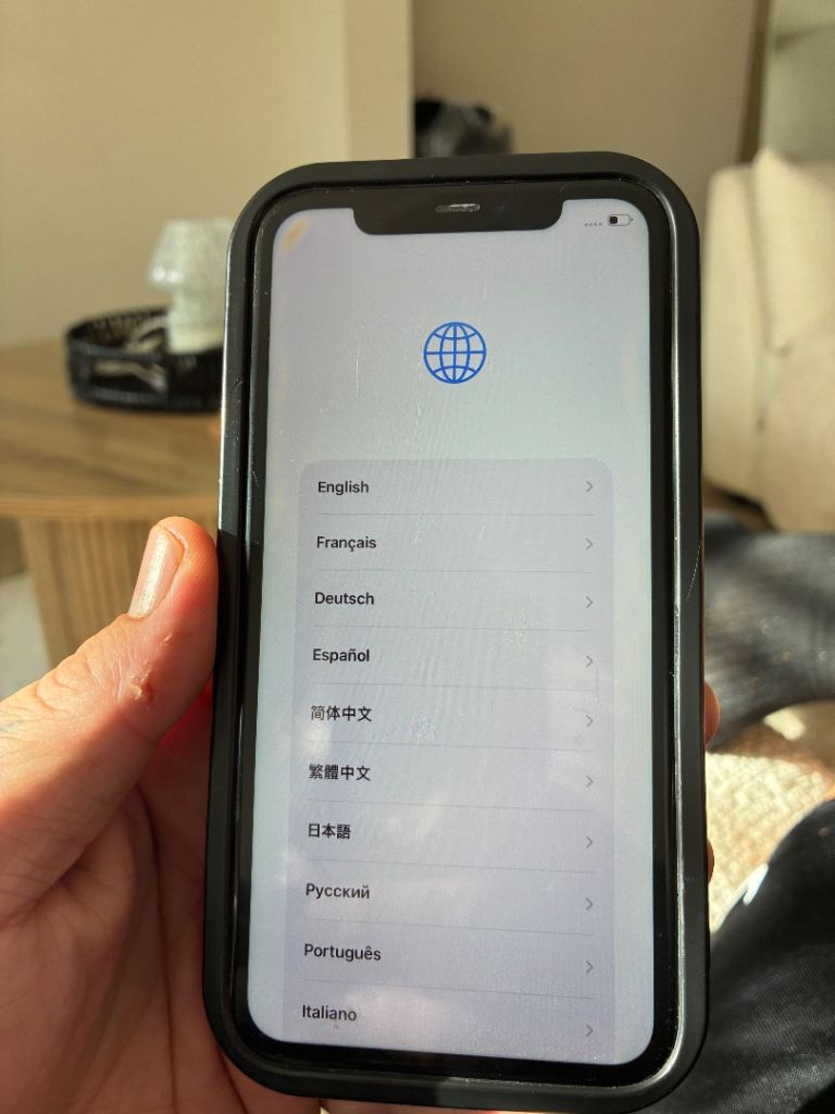 Apple iPhone 11 64gb (White) Good Condition