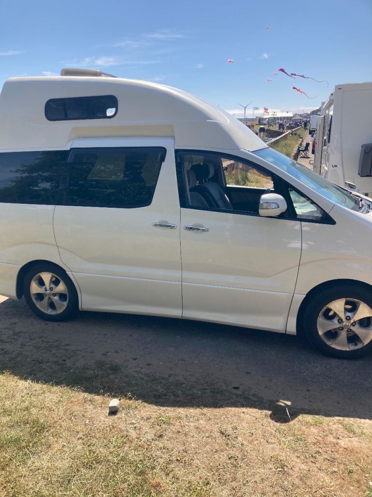 Toyota Alphard camper