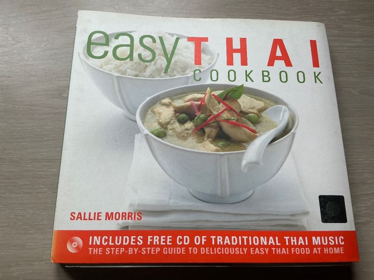 Easy Thai Cookbook by Sallie Morris with Free CD