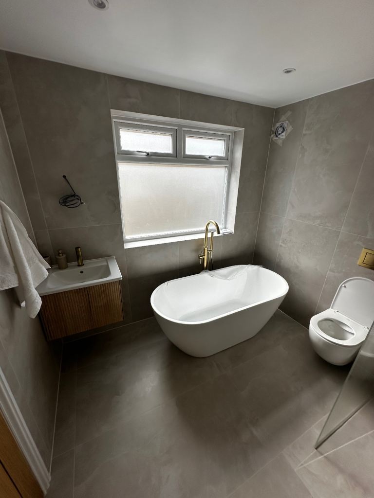 Emergency Plumber Service London - Professional Plumbing, Heating & Bathrooms - 24/7 Availability